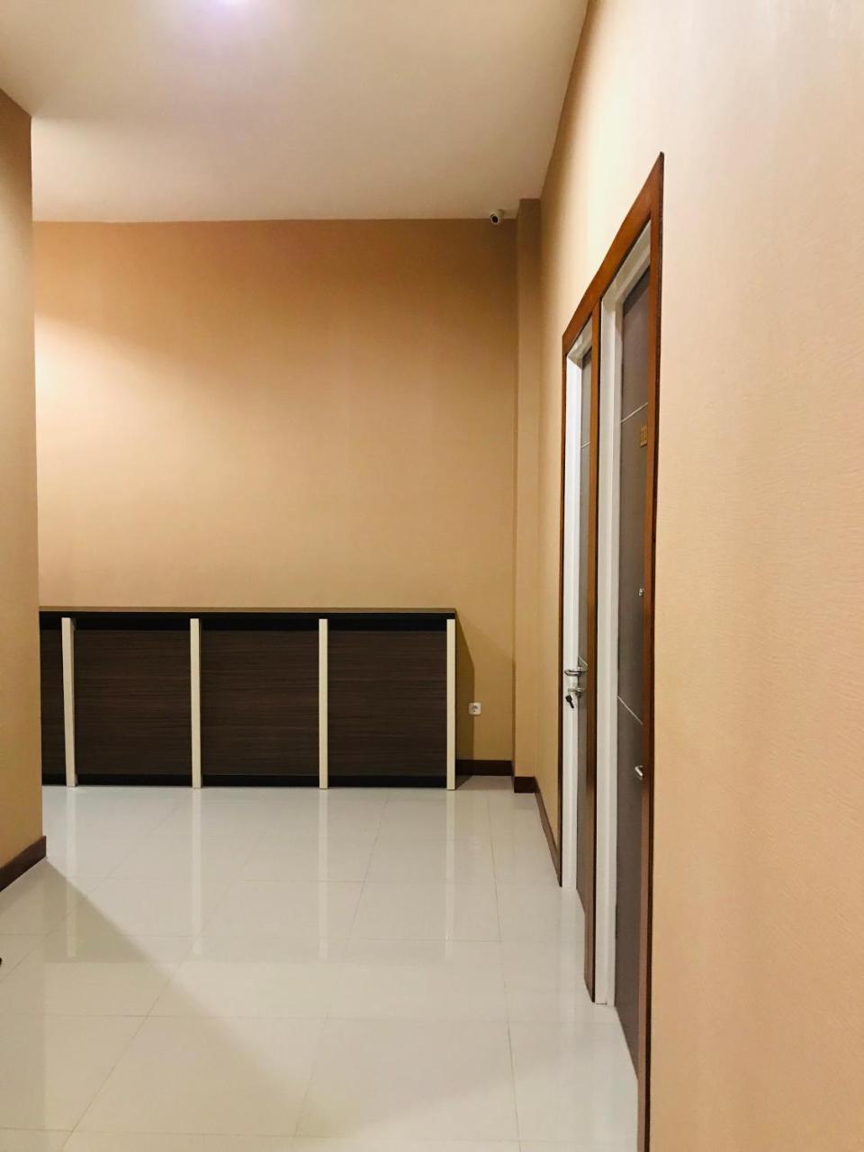 Great Star Hotel Ngadipuro Exterior photo